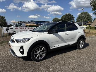 Kia Stonic 1.0 GDI AUTOMAAT picture 2