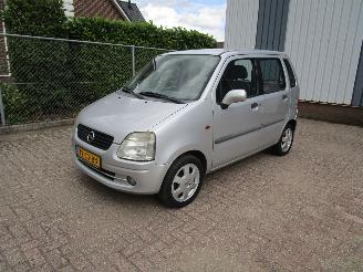 krockskadad bil auto Opel Agila 1.2 16V 138.000 KM 2002/2