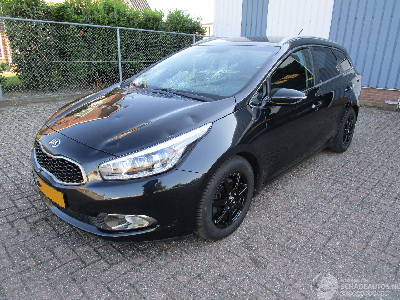 Kia Cee d 1.6 Navi Camera Clima 6-Bak
