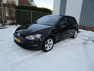 Unfallwagen Volkswagen Golf 1.2 TSI Navi High-Line 6-Bak Schadevrij 2014/1