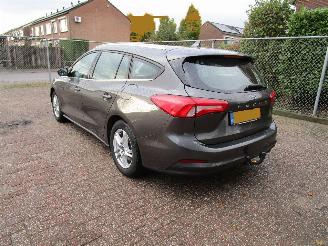 Ford Focus 1.0 Camera Navi Clima 6-Bak picture 2