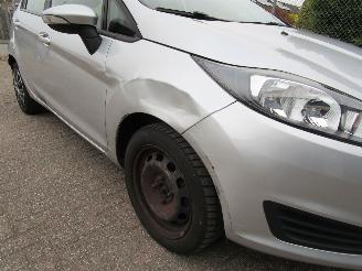 Ford Fiesta 1.25 Airco Radio/CD 5-Drs picture 5