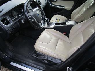 Volvo V-60 2.4 D6 AWD Hybride Camera Navi picture 9