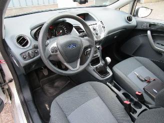 Ford Fiesta 1.25 Airco Radio/CD 5-Drs picture 15