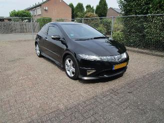Honda Civic 1.8 S Clima Radio/CD 6-Bak picture 3