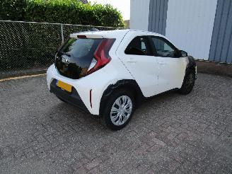 Toyota Aygo X Automaat Camera Navi 31.000 Km picture 4