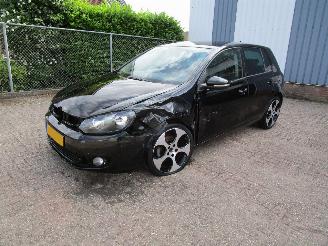 damaged passenger cars Volkswagen Golf 1.4 TSI Leder Navi Clima 6-Bak 2009/1