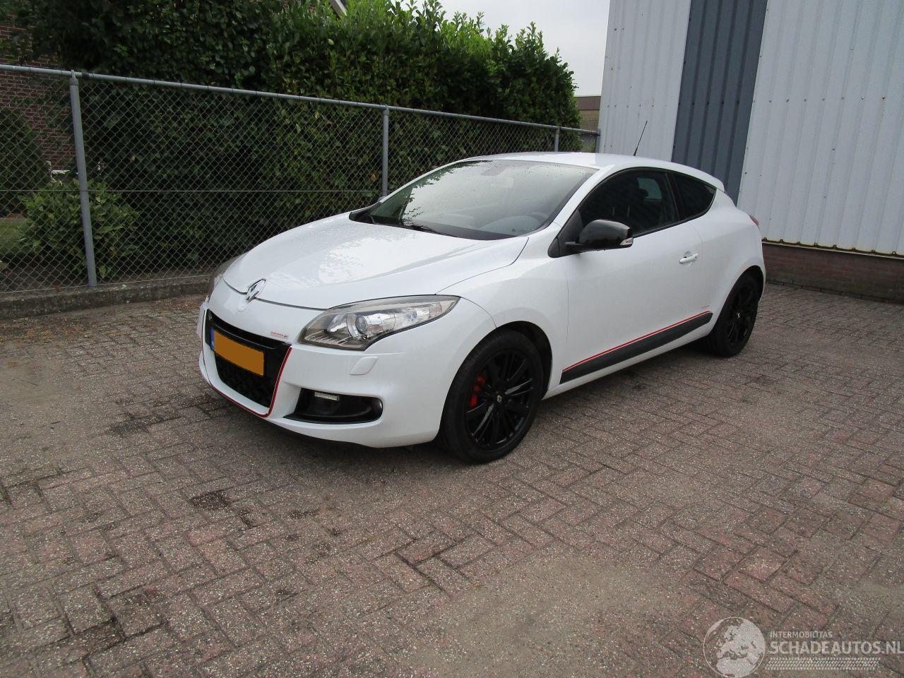 Renault Mégane Coupe 1.4 TCE Monaco GP Parelmoer Wit