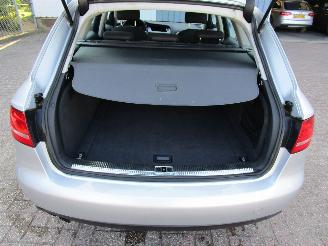Audi A4 2.0 TDI Schadevrij Navi Clima 6-Bak picture 12