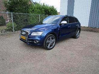 Vaurioauto  passenger cars Audi Q5 3.0 TDI Quattro Automaat 2015/4