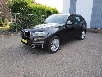 Voiture accidenté BMW X5 4.0 Hybride AWD Leder Navi 2015/12