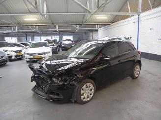 damaged passenger cars Hyundai I-20 1.0 T GDI BENZ 101 PK 2017/7