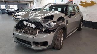 damaged passenger cars Mini Countryman 1.5 12V ONE SUV  BENZ 1.499CC 75KW 102PK 2017/11