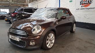 uszkodzony samochody osobowe Mini Cooper 1.6 16V COOPER Cabrio  BENZ 1.598CC 90KW 122 PK 2012/2