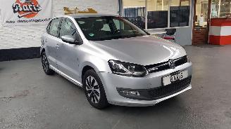 Avarii autoturisme Volkswagen Polo 1.0 TSI 12V BLUEMOTION  BENZ 999CC 70KW 95PK 2015/10