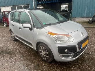 Schadeauto Citroën C3 Picasso 1.4 VTi Seduction BJ 2010 127054 KM 2010/6