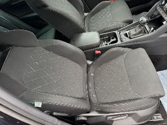 Skoda Karoq 1.5 TSI ACT Sportline Business AUTOMAAT picture 18