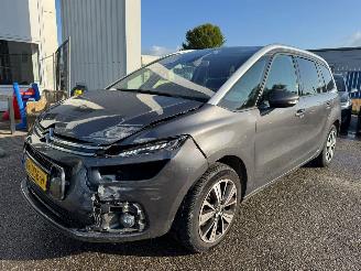 Schadeauto Citroën C4 Picasso 1.2 PureTech Business 7 Personen 2018/9