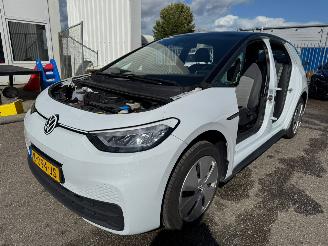 Unfallwagen Volkswagen ID.3 Life 58 AUTOMAAT kWh BJ 2020 80.590 KM 2020/12