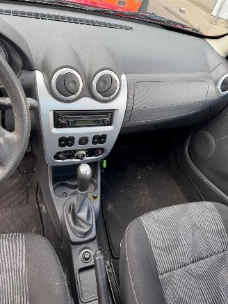 Dacia Sandero 1.2 Lauréate BJ 2010 77.450 KM picture 11