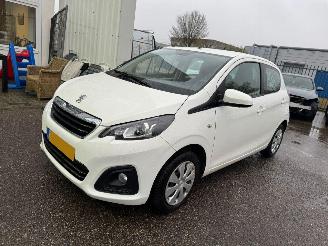 Voiture accidenté Peugeot 108 1.0 e-VTi Active 2020/2