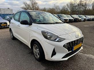 Voiture accidenté Hyundai I-10 1.0 Comfort AUTOMAAT BJ 2022 60.228 KM 2022/2