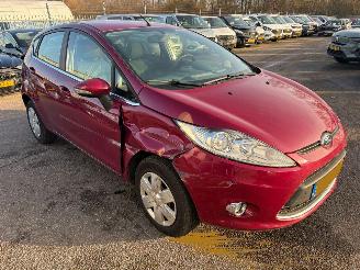 damaged passenger cars Ford Fiesta 1.25 Titanium BJ 2012 51.131 KM 2012/1