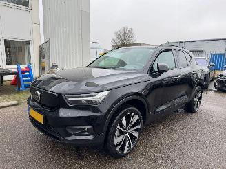 Damaged car Volvo XC40 Recharge P8 AWD R-Design 2020/12