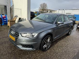 Damaged car Audi A3 Limousine 1.6 TDI Pro Line 2016/10