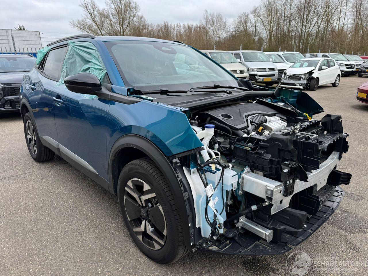 Peugeot 2008 1.2 AUTOMAAT Hybrid 145 Allure