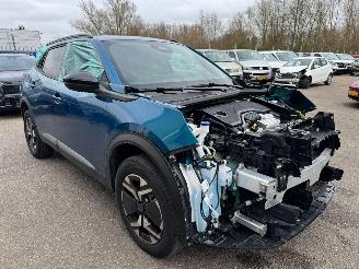 Coche accidentado Peugeot 2008 1.2 AUTOMAAT Hybrid 145 Allure 2025/12