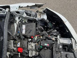 Opel Grandland X 1.6 Turbo Hybrid Business Executive picture 8