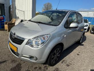 skadebil auto Opel Agila 1.2 Edition 2013/9