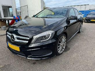 Schadeauto Mercedes A-klasse 220 CDI Prestige 2013/6
