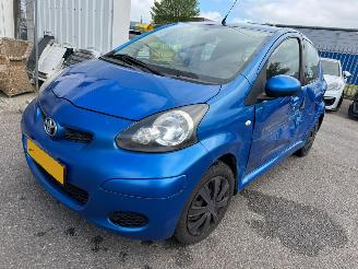 škoda osobní automobily Toyota Aygo 1.0-12V Access 2011/3