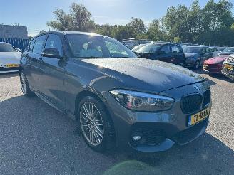 krockskadad bil auto BMW 1-serie 120i Executive 2018/10