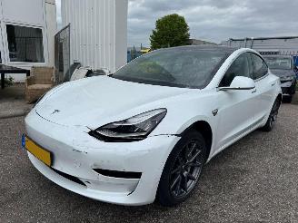 Coche accidentado Tesla Model 3 Standard RWD Plus 60 kWh 2019/9