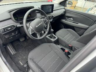 Dacia Jogger 1.6 AUTOMAAT Hybrid 140 Expression 7p. picture 11