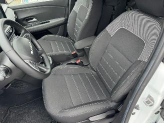 Dacia Jogger 1.6 AUTOMAAT Hybrid 140 Expression 7p. picture 10