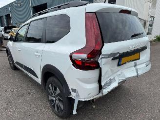 Dacia Jogger 1.6 AUTOMAAT Hybrid 140 Expression 7p. picture 3
