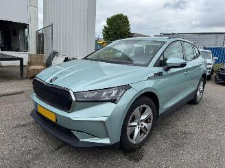 Unfallwagen Skoda Enyaq iV 60 2023/11