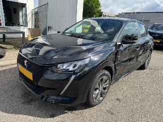 Unfallwagen Peugeot e-208 EV Active Pack 50 kWh 2023/7