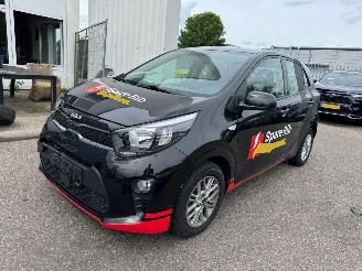 krockskadad bil auto Kia Picanto 1.0 DPi Dynamic Line 2023/5