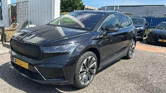 krockskadad bil auto Skoda Enyaq 80 2021/11