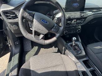 Ford Focus 1.0 EcoBoost Hybrid ST Line Business picture 8