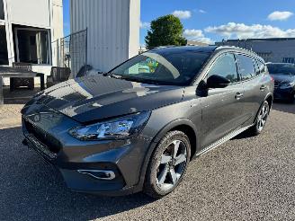 Vaurioauto  passenger cars Ford Focus Wagon 1.0 AUTOMAAT EcoBoost Titanium Business 2019/7