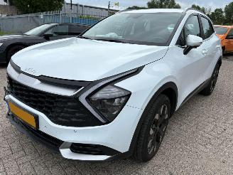 Vaurioauto  passenger cars Kia Sportage 1.6 AUTOMAAT T-GDi Plug-in Hybrid AWD DynamicLine 2023/1