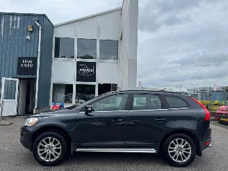 Volvo Xc-60 2.4 AUTOMAAT D5 AWD Momentum picture 2