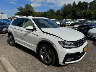 Volkswagen Tiguan 2.0 AUTOMAAT TSI 4Motion Highline Business R picture 2