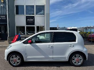 Damaged car Volkswagen Up! 1.0 BMT up! beats 2018/3